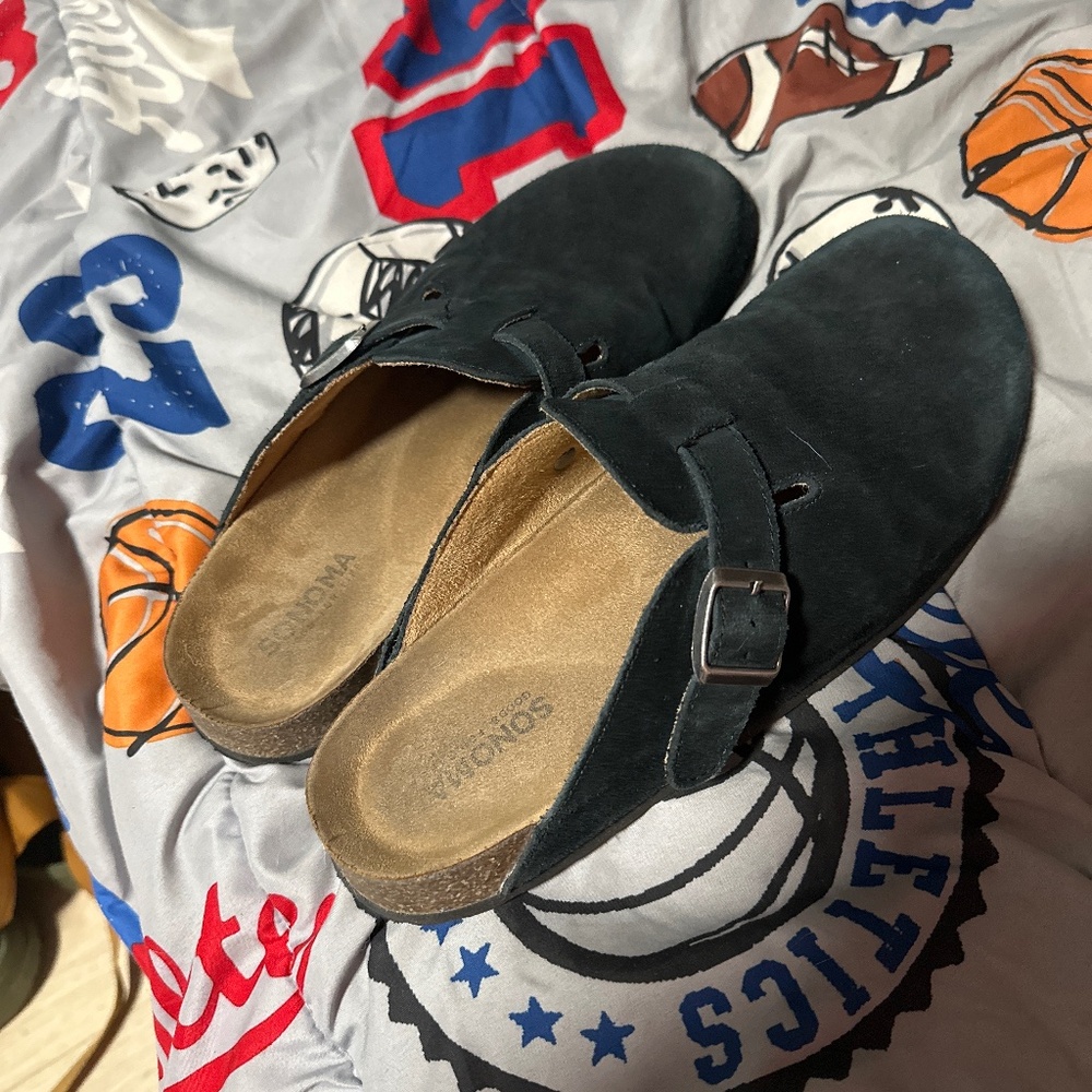 Black Clog Shoes